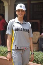 Isha Koppikar at Junnon match organised by Roataract Club of HR College on 1st May 2012 (27).JPG